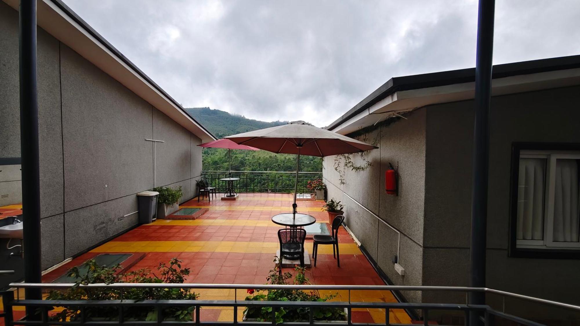 Cherry Blossom Homestay โกไดกานัล ภายนอก รูปภาพ